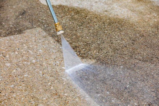 Best Playground Equipment Cleaning  in Rexland Acres, CA